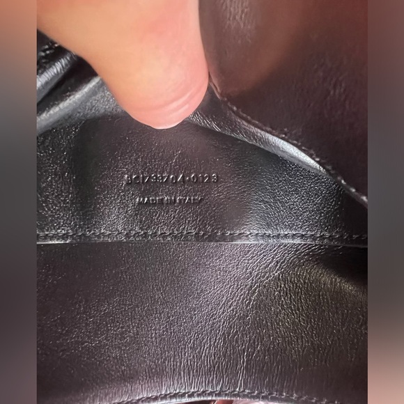 Saint Laurent Solferino medium quilted leather satchel bag - Picture 5 of 8